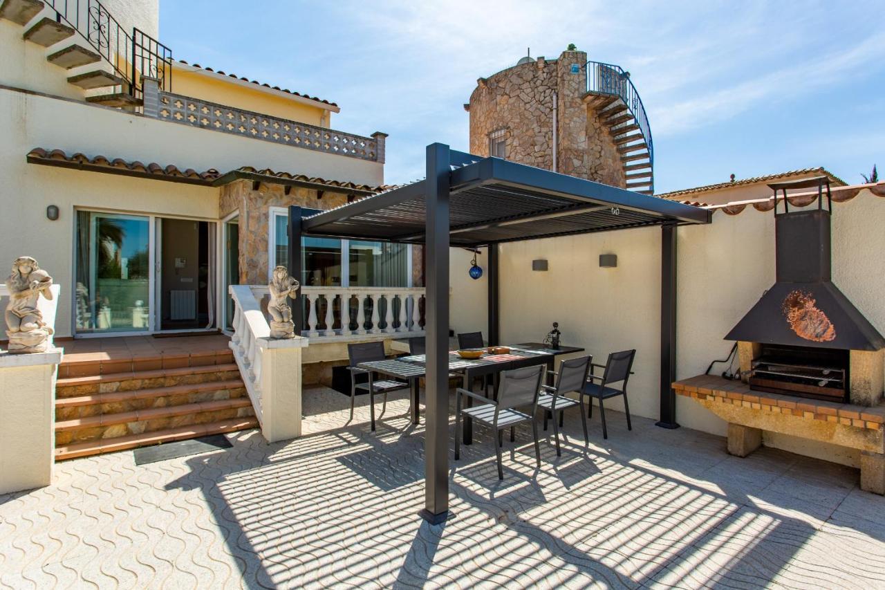 אמפוריבראבה Welcs Villa Falconera 017 Emp Con Piscina Privada מראה חיצוני תמונה