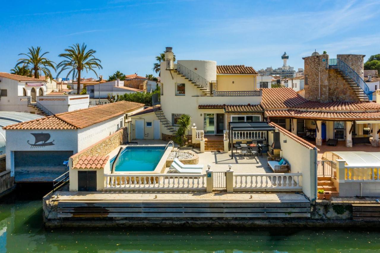 אמפוריבראבה Welcs Villa Falconera 017 Emp Con Piscina Privada מראה חיצוני תמונה